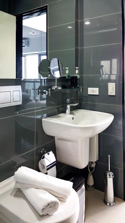 Modern Luxury Lower Penthouse Unit Manila Kültér fotó